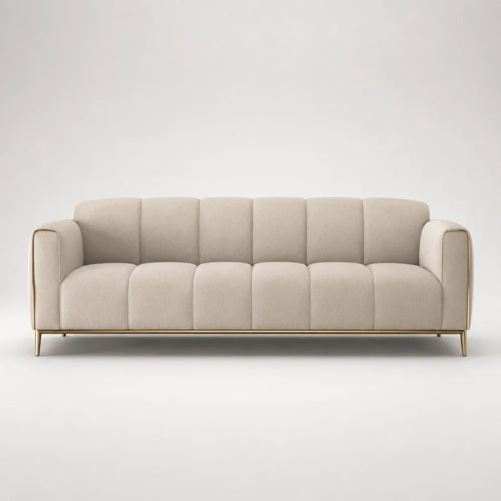 Divano lineare 3 posti in tessuto bouclé beige con gambe in acciaio dorato, 220 x 88 x 82 cm